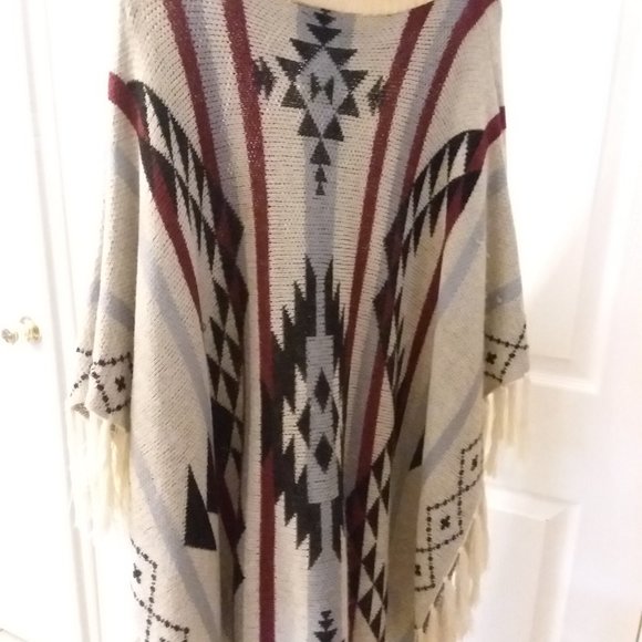 Native American Style poncho, plus size - Picture 2 of 5